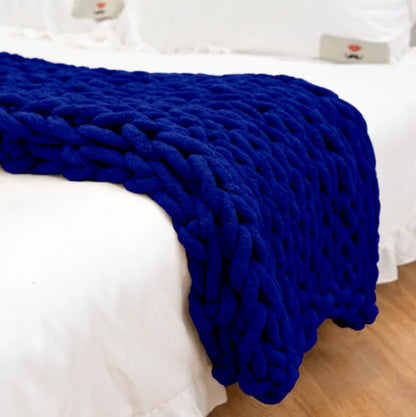 Chunky Knitted Blanket - WanderMart Co.