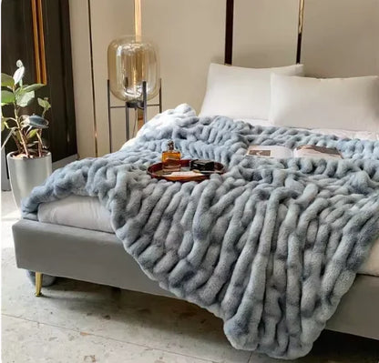 Luxury Faux Rabbit Fur Winter Blanket - WanderMart Co.