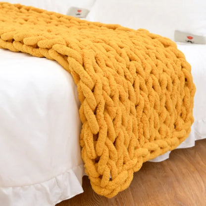 Chunky Knitted Blanket - WanderMart Co.