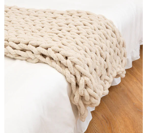 Chunky Knitted Blanket - WanderMart Co.