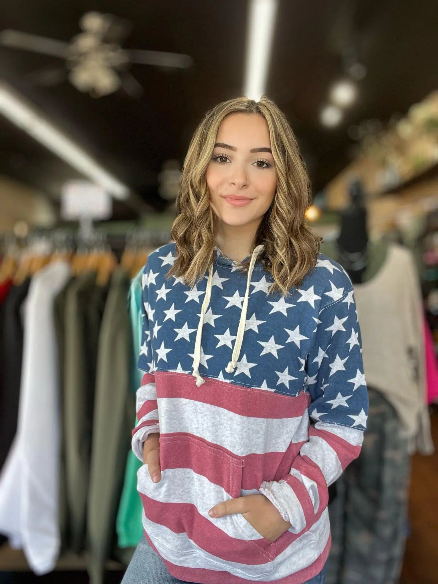 American Flag Hoodie - WanderMart Co.