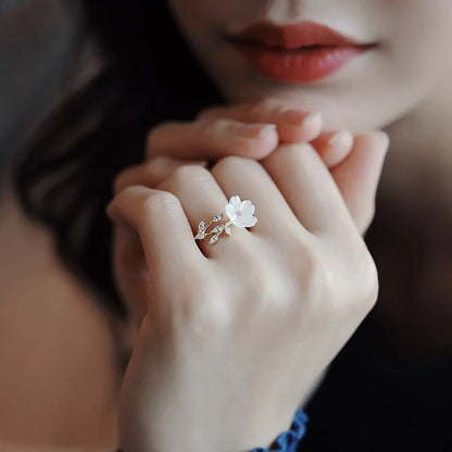 White Shell Flower Opening Rings - WanderMart Co.