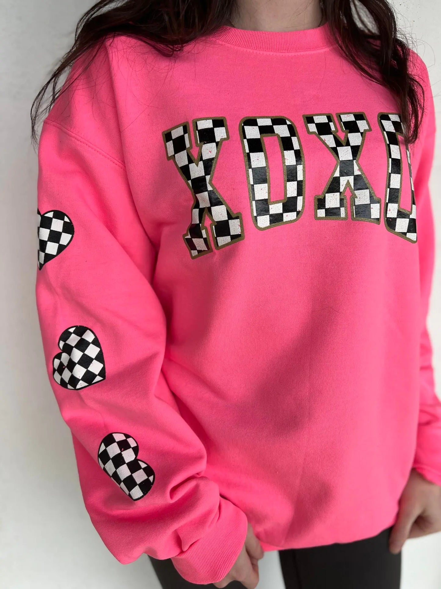 Checkered XOXO Pink Sweatshirt - WanderMart Co.