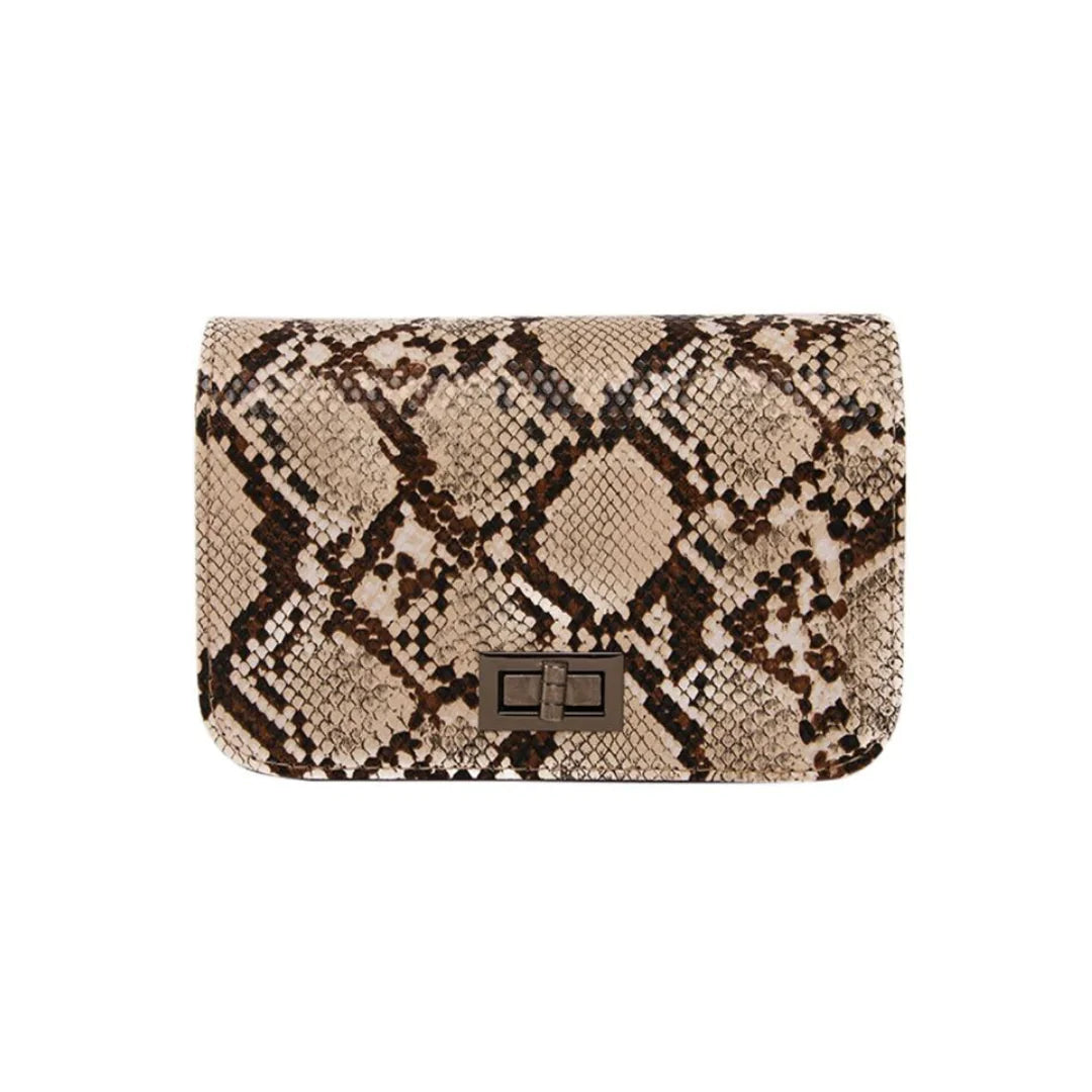 Alice Clutch - WanderMart Co.