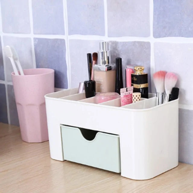 Plastic Makeup Organizer - WanderMart Co.