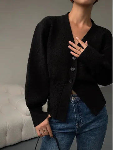 Fashion V-neck Sweater - WanderMart Co.