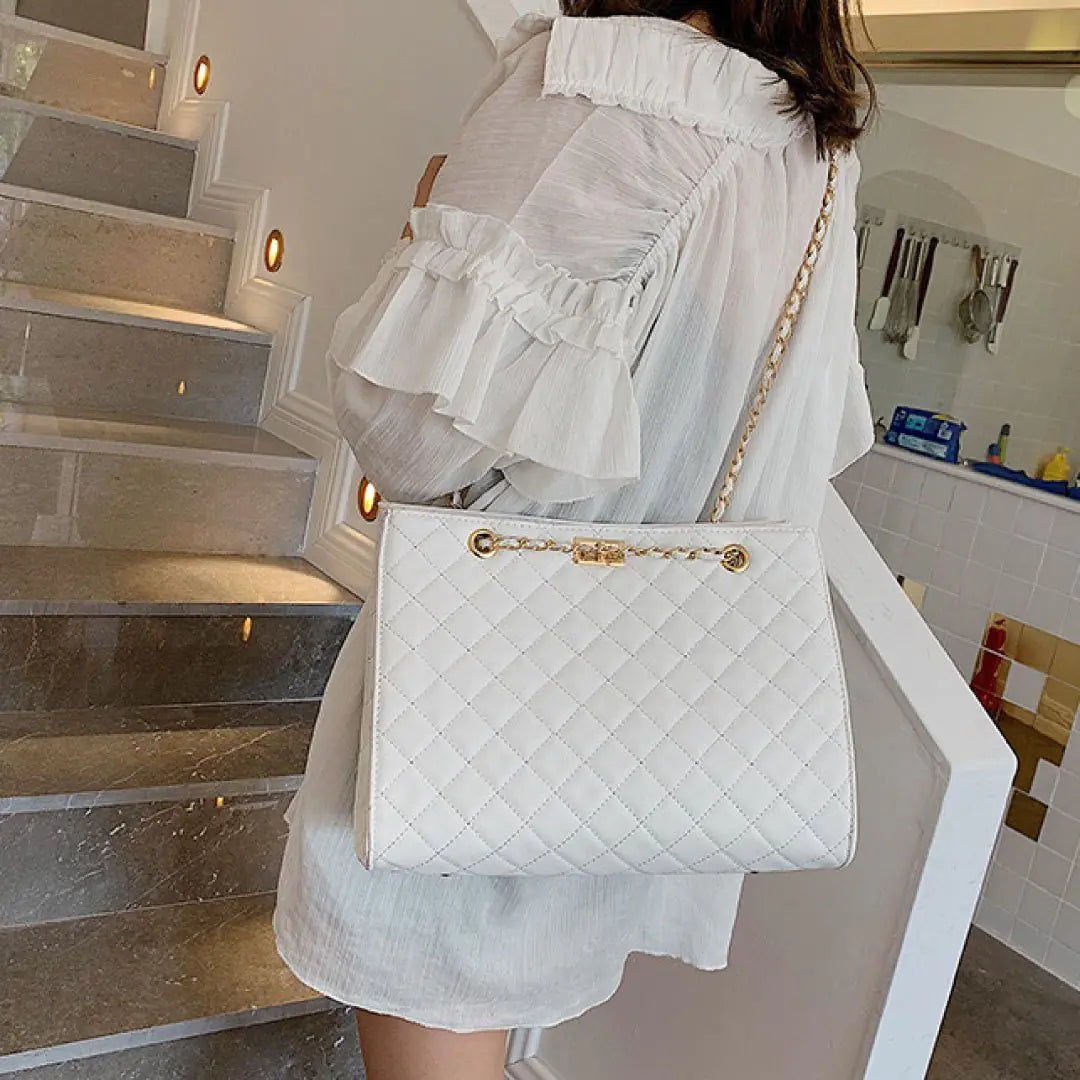 Quilted Shoulder Bag - WanderMart Co.