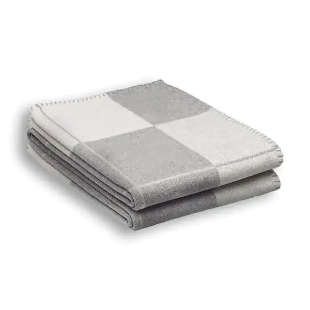 Luxury H Blanket & Pillows - WanderMart Co.