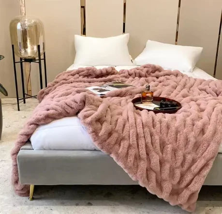 Luxury Faux Rabbit Fur Winter Blanket - WanderMart Co.