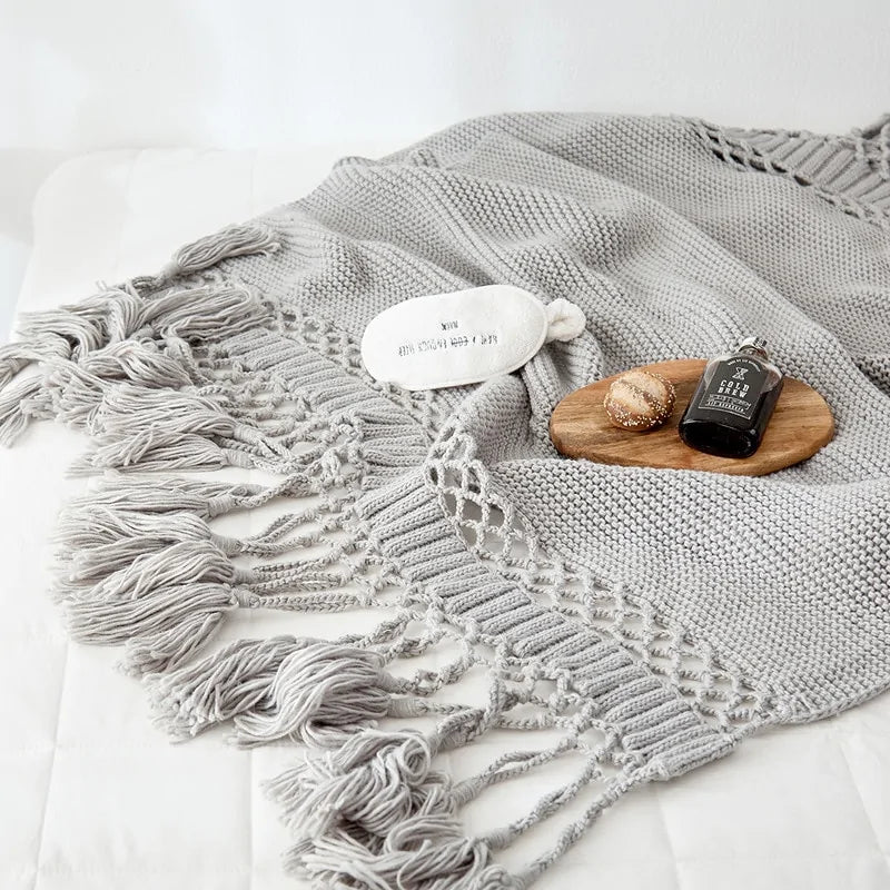 Handmade Hollow Tassel Blanket - WanderMart Co.