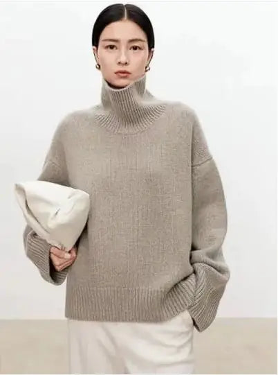 Woman's Cashmere Turtleneck Sweater - WanderMart Co.