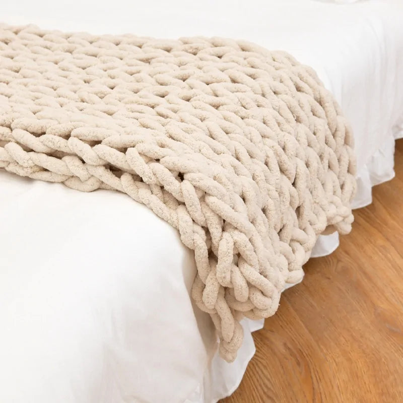 Chunky Knitted Blanket - WanderMart Co.