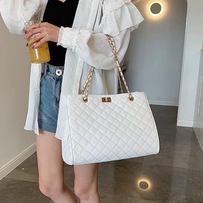 Quilted Shoulder Bag - WanderMart Co.