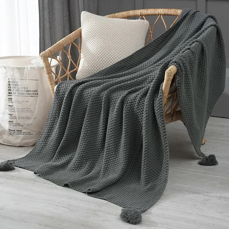 Handmade Hollow Tassel Blanket - WanderMart Co.