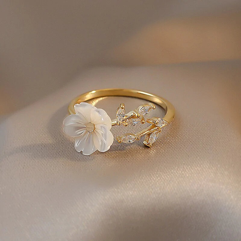 White Shell Flower Opening Rings - WanderMart Co.