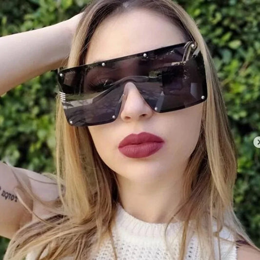 Women's Oversized Sunglasses - WanderMart Co.