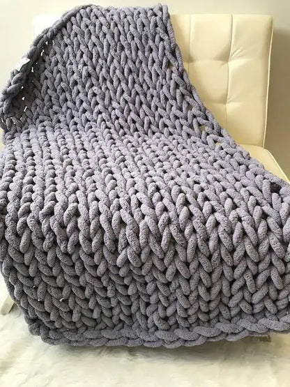 Chunky Knitted Blanket - WanderMart Co.