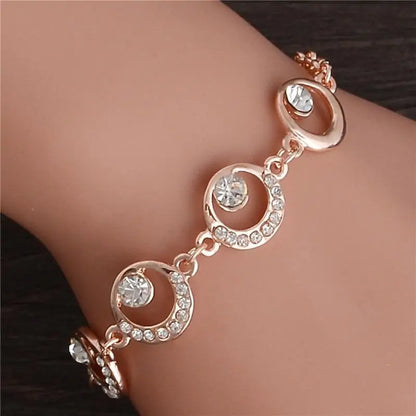 Charming Rose Armband - WanderMart Co.