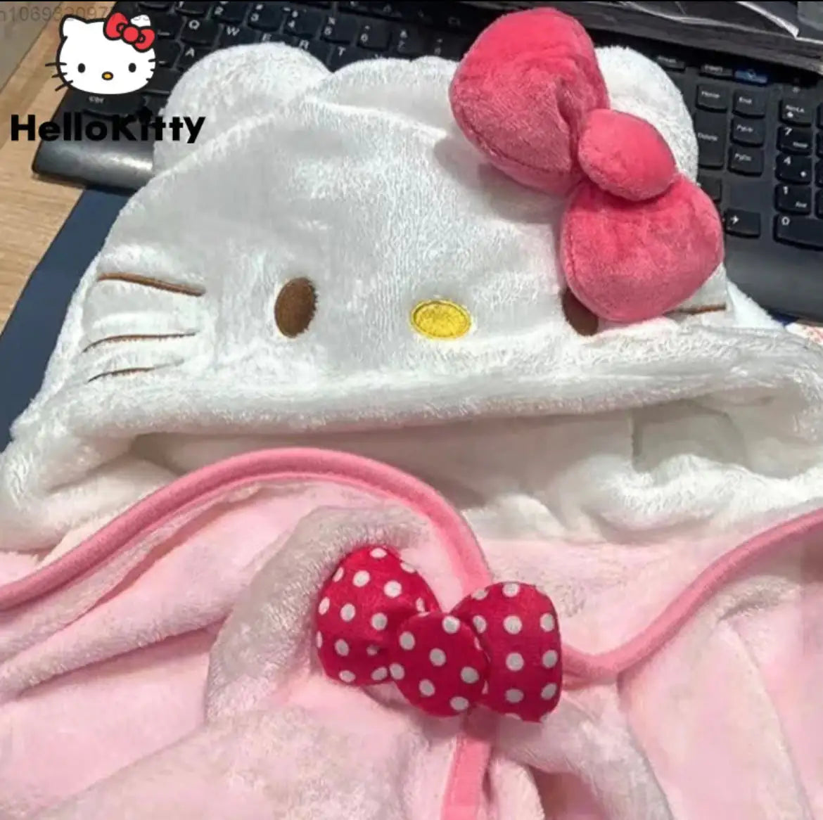 Hello Kitty Wearable Blanket Shawl Cloak - WanderMart Co.