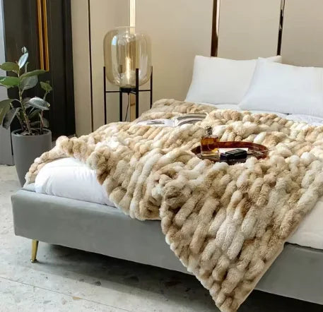 Luxury Faux Rabbit Fur Winter Blanket - WanderMart Co.